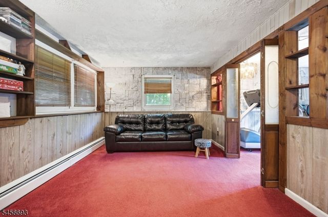 25 Elm Tree Rd, Vernon Twp., NJ 07422