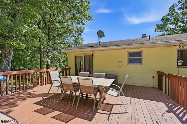 25 Elm Tree Rd, Vernon Twp., NJ 07422