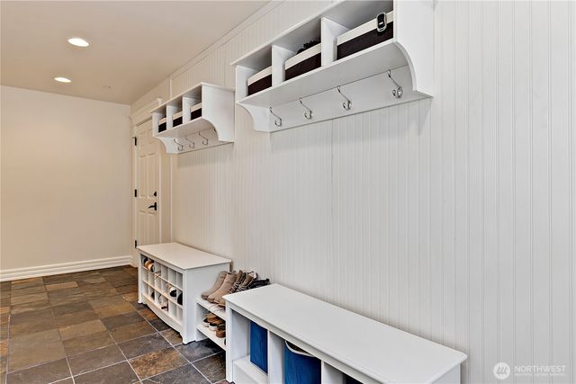 25327 NE 67th Place, Redmond, WA 98053