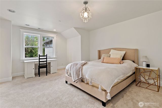 25327 NE 67th Place, Redmond, WA 98053