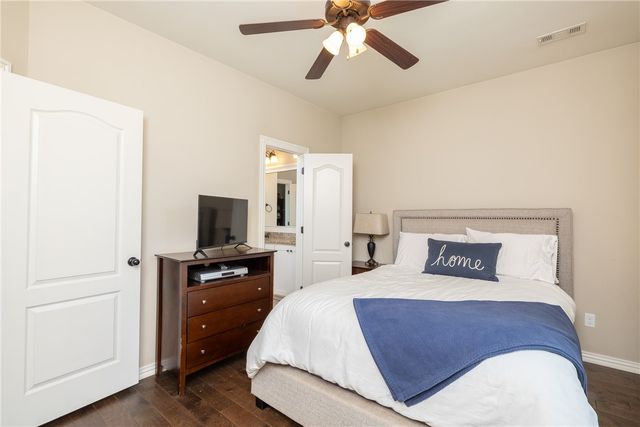 2452 Riverwater Lane, Fayetteville, AR 72703