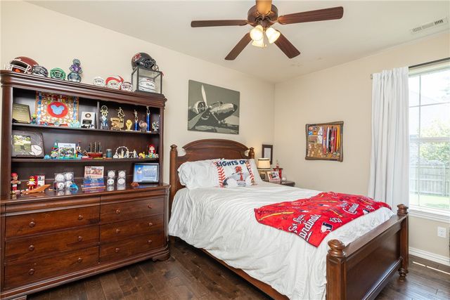 2452 Riverwater Lane, Fayetteville, AR 72703