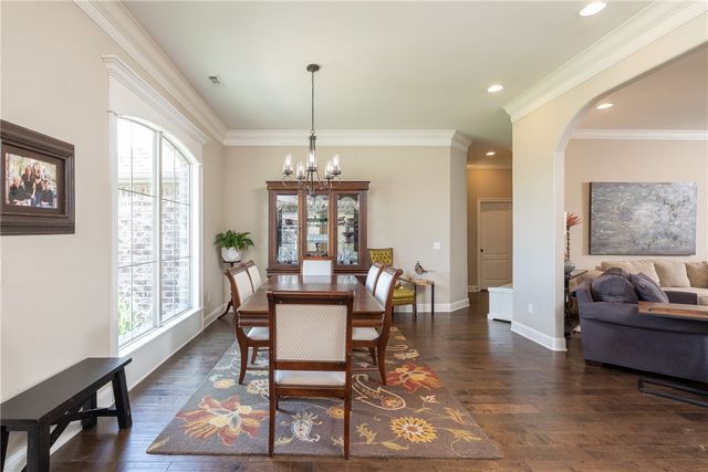 2452 Riverwater Lane, Fayetteville, AR 72703