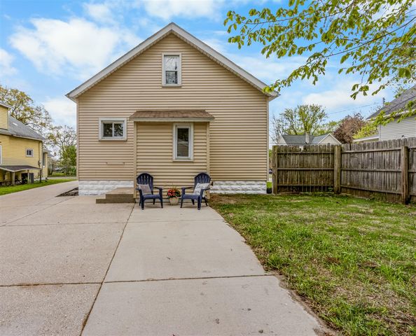819 Harding Street, Grand Rapids, MI 49544