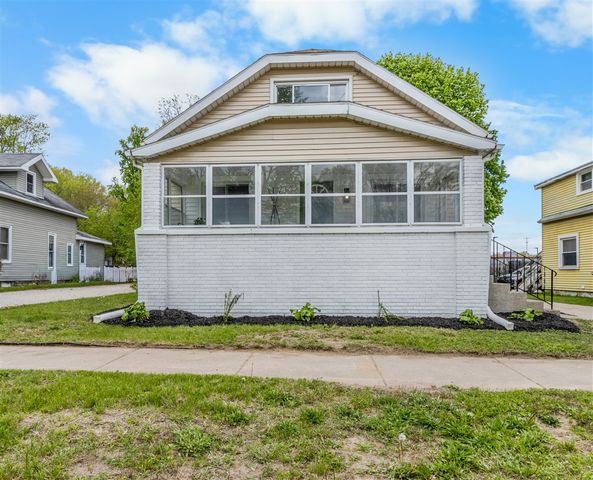 819 Harding Street, Grand Rapids, MI 49544