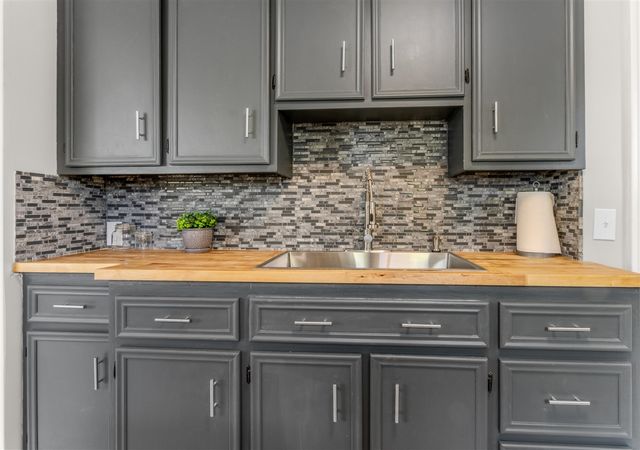 819 Harding Street, Grand Rapids, MI 49544