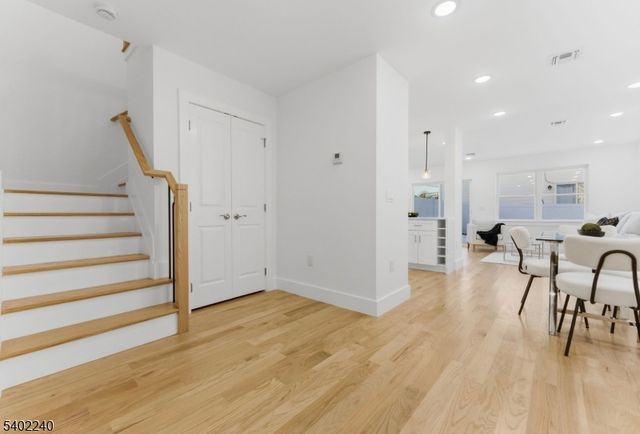 914 Bower St, Linden City, NJ 07036