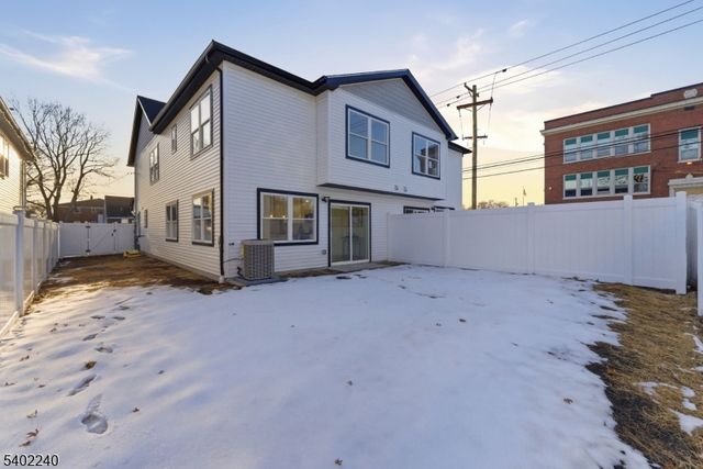 914 Bower St, Linden City, NJ 07036