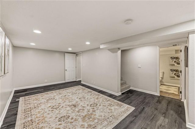 6739 Roe Avenue, Prairie Village, KS 66208