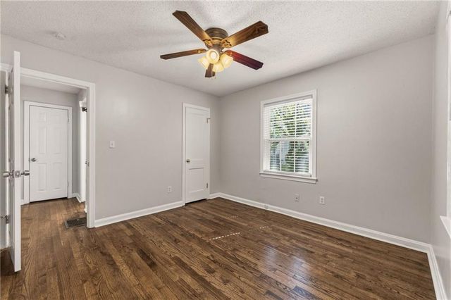 6739 Roe Avenue, Prairie Village, KS 66208