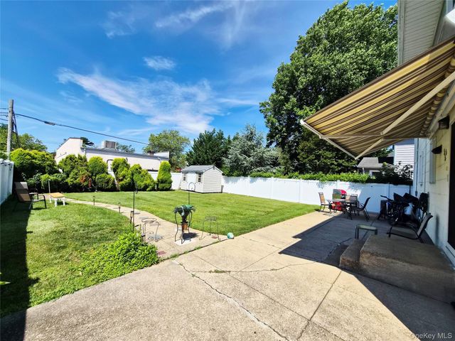 1920 Clemons Street, Bellmore, NY 11710