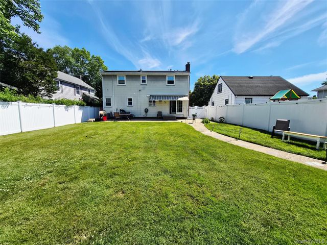 1920 Clemons Street, Bellmore, NY 11710