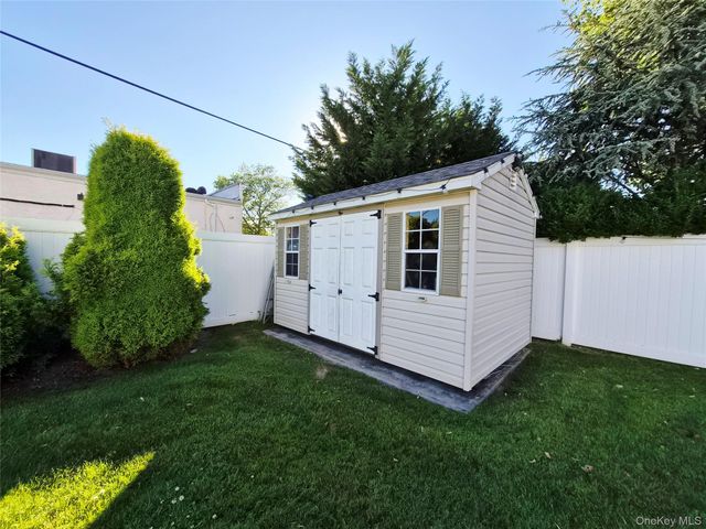 1920 Clemons Street, Bellmore, NY 11710
