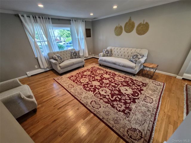1920 Clemons Street, Bellmore, NY 11710