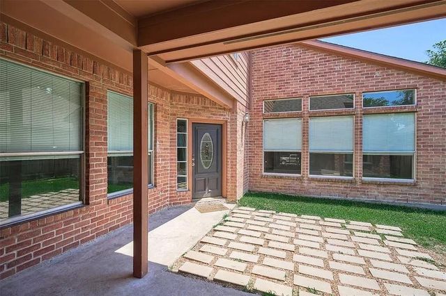 13714 Hillingdale Lane, Houston, TX 77070