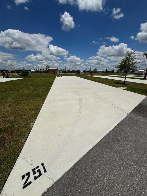 251 Horizon RD, Punta Gorda, FL 33982