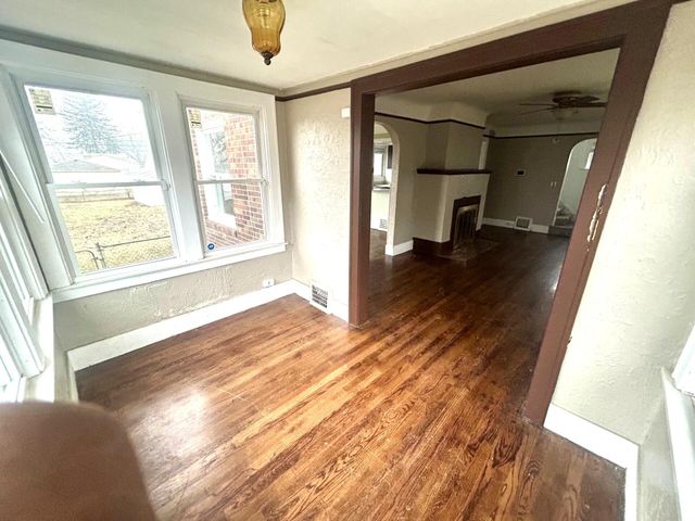 8944 William Street, Taylor, MI 48180