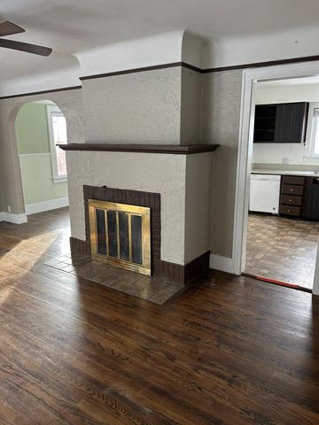 8944 William Street, Taylor, MI 48180