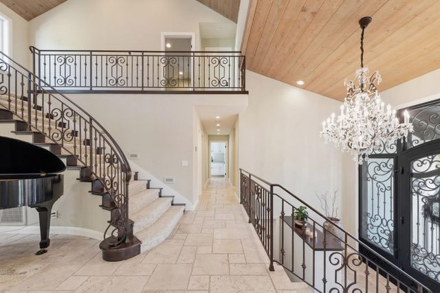 15965 Shannon Road, Los Gatos, CA 95032