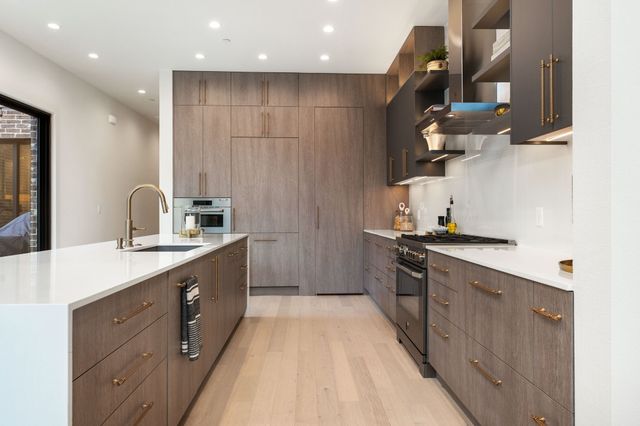 207 Morningside Drive, Roanoke, TX 76262