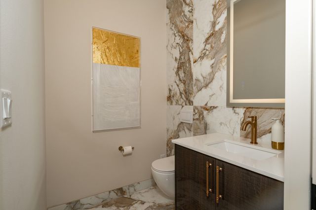 207 Morningside Drive, Roanoke, TX 76262