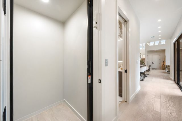 207 Morningside Drive, Roanoke, TX 76262