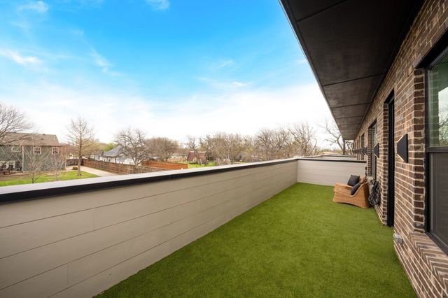 207 Morningside Drive, Roanoke, TX 76262