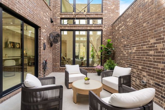 207 Morningside Drive, Roanoke, TX 76262