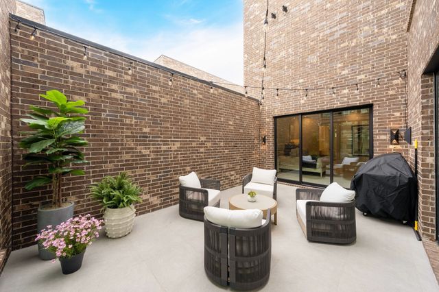 207 Morningside Drive, Roanoke, TX 76262