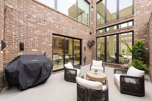 207 Morningside Drive, Roanoke, TX 76262