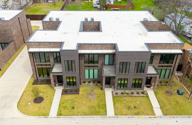 207 Morningside Drive, Roanoke, TX 76262