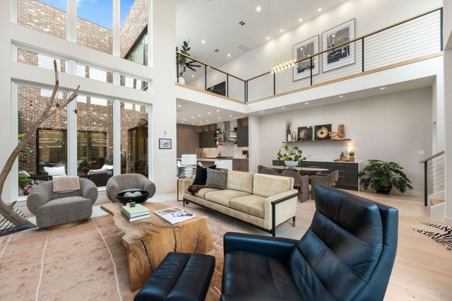 207 Morningside Drive, Roanoke, TX 76262