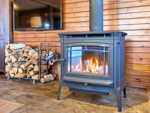 345 Deer Trail Cir, Boulder, CO 80302