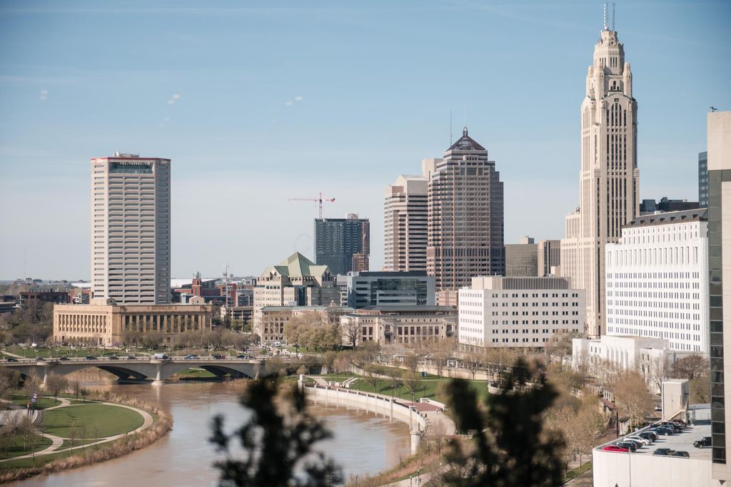 155 W Main Street, 1404, Columbus, OH 43215