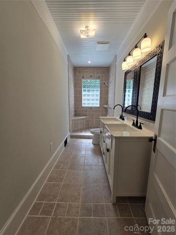305 W 12th Street, Kannapolis, NC 28081