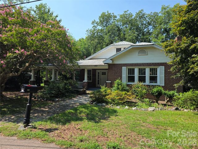 305 W 12th Street, Kannapolis, NC 28081