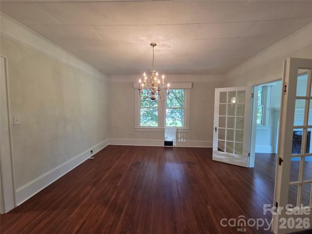 305 W 12th Street, Kannapolis, NC 28081