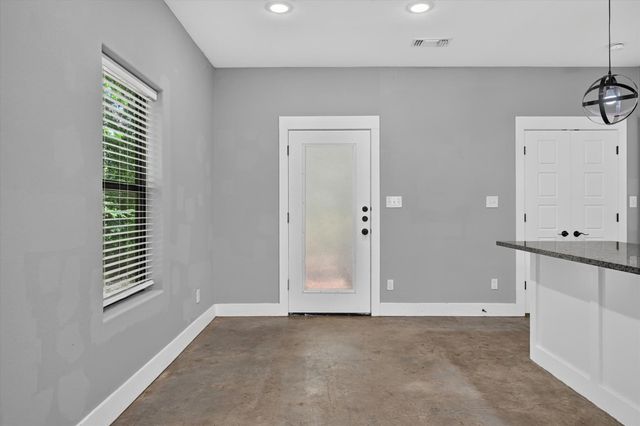 707 E Woodard Street, Denison, TX 75021
