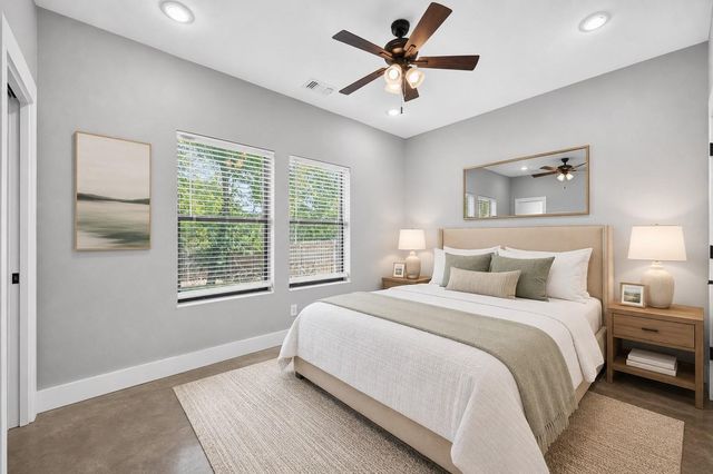 707 E Woodard Street, Denison, TX 75021