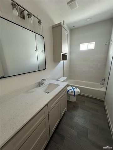 443 Medina Lane, Alamo, TX 78516