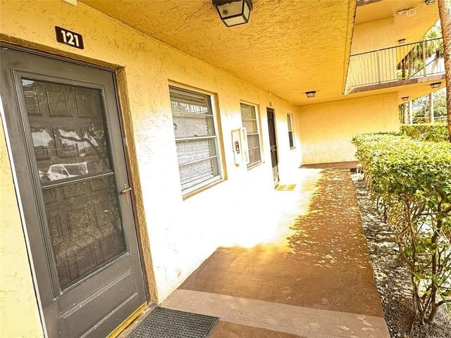 3101 NW 47th Terrace 121, Lauderdale Lakes, FL 33319