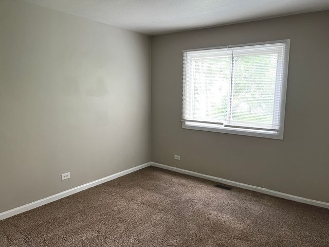 42 Pheasant Road, Matteson, IL 60443