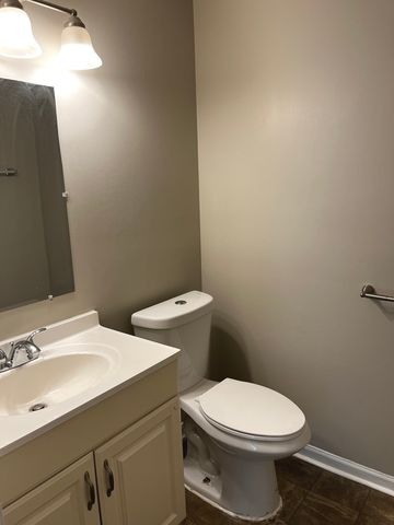 42 Pheasant Road, Matteson, IL 60443