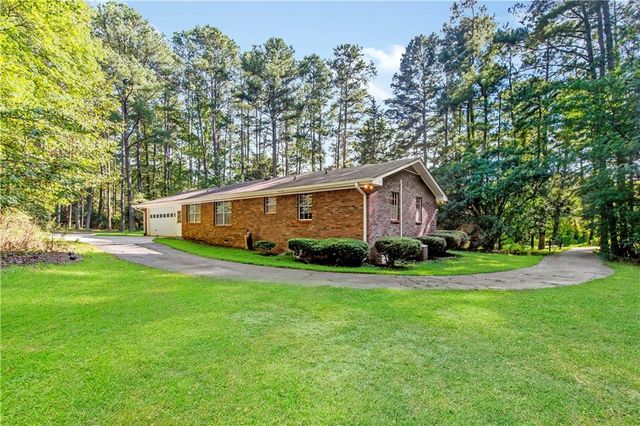 8375 Cedar Grove Road, Fairburn, GA 30213