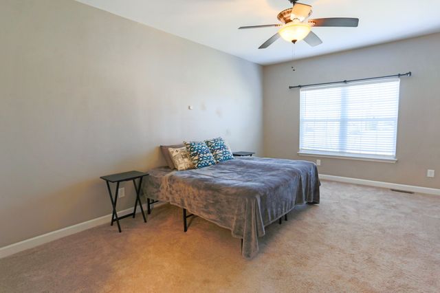 1015 Laramie Ct, Murfreesboro, TN 37128