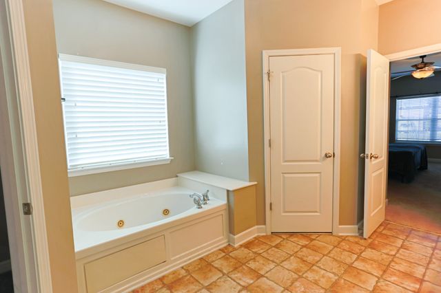 1015 Laramie Ct, Murfreesboro, TN 37128