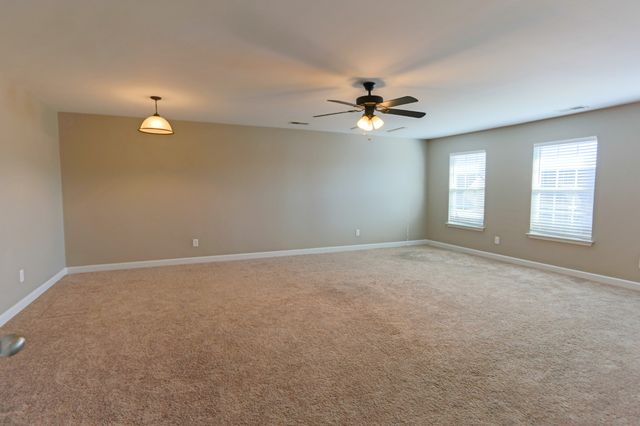 1015 Laramie Ct, Murfreesboro, TN 37128