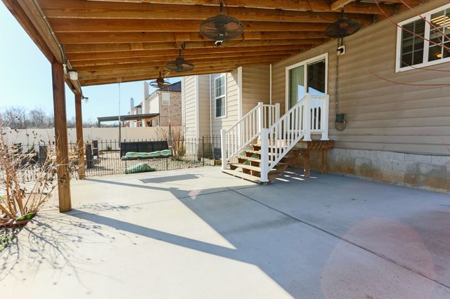 1015 Laramie Ct, Murfreesboro, TN 37128