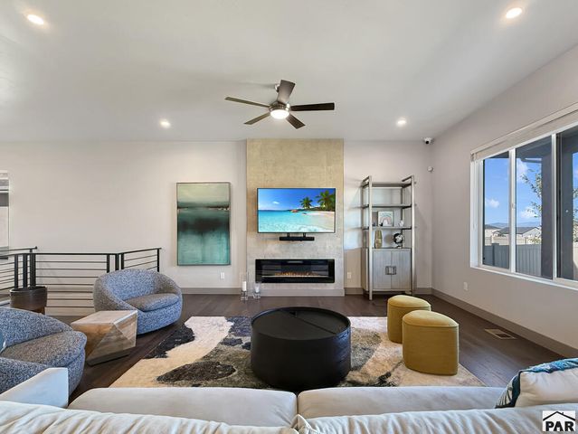 1909 Conejos Pl, Pueblo, CO 81001