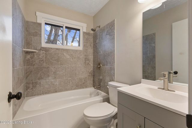 5707 Elmer Ln, Louisville, KY 40214